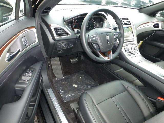 2017 Lincoln MKZ Reserve 4dr Sedan